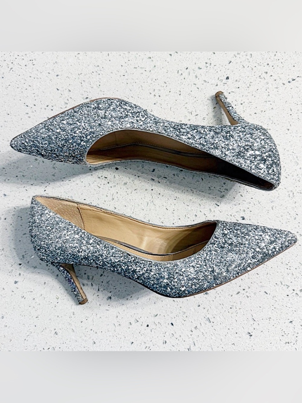 Jewel Badgley Mischka Heels Silver Glitter Size 8 Pointed Toe Pumps - Picture 3 of 12